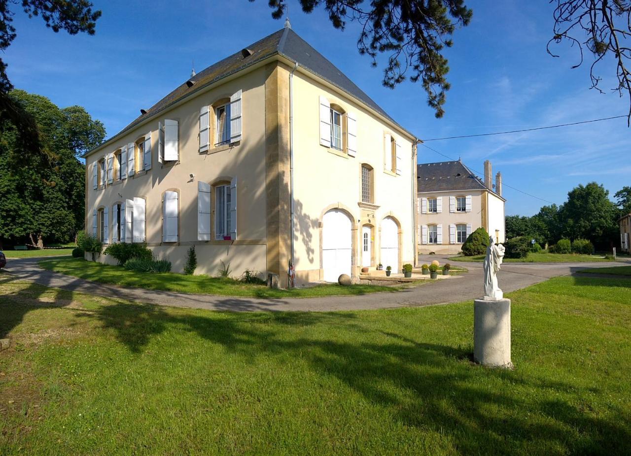 Maison D'Hotes Le Chateau De Puxe Exterior photo